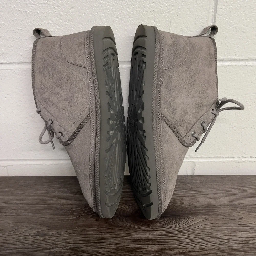 UGG Neumel Gray Suede Chukka Boots Men's Size 11 Sheepskin Lined Casual Shoes